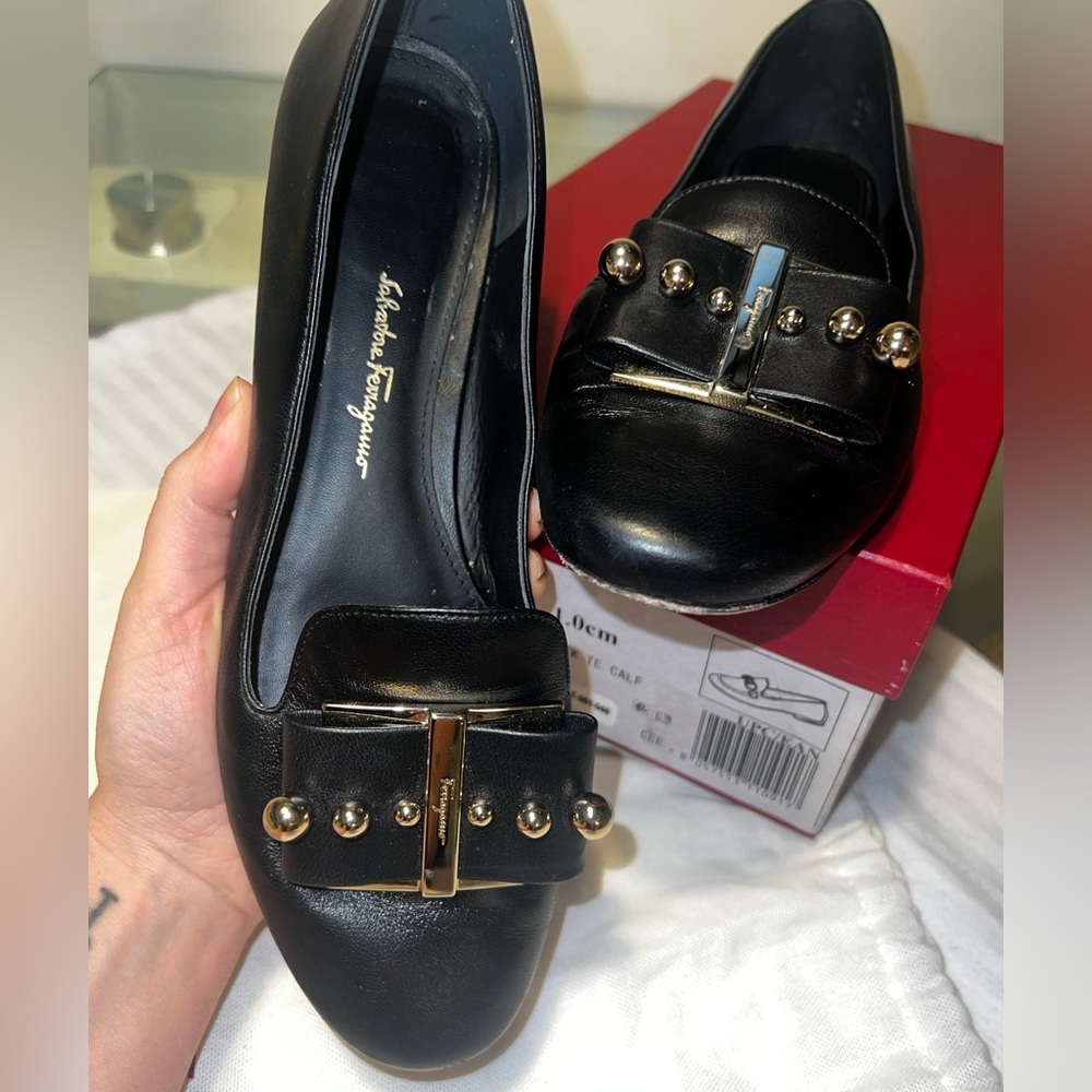 Salvatore Ferragamo “Sarno” ballet Flat black leather Size 7D